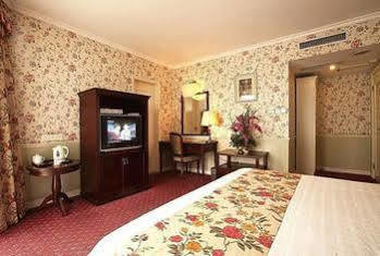 Oak Hotel - Chongqing Yingxiang Branch Чунцин Екстериор снимка